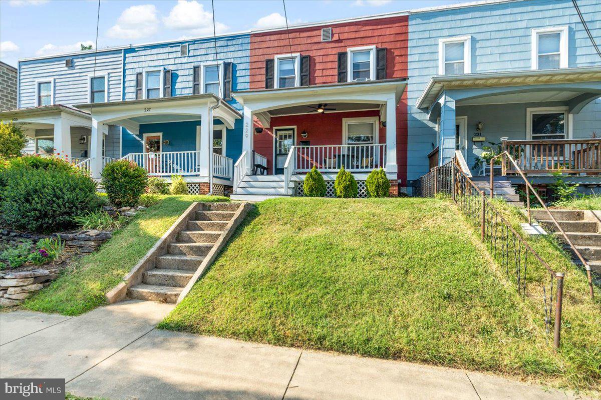 229 West 5th Street Frederick, MD 21701 - Photo 3 of 43