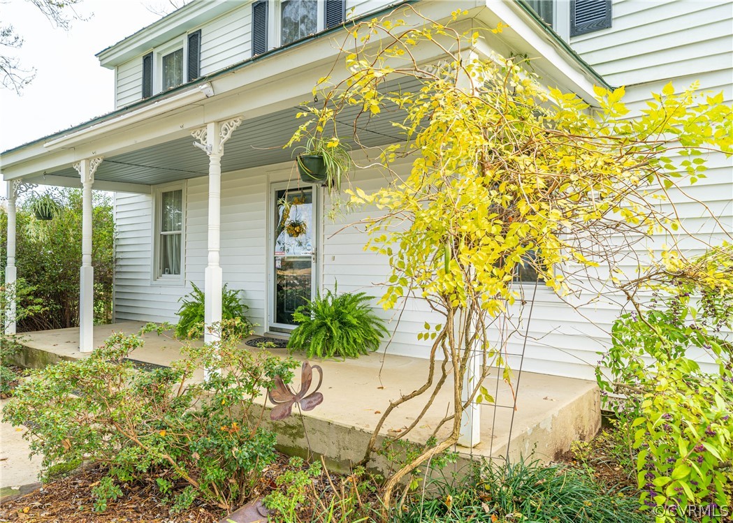 2294 Mill Road Powhatan, VA 23139 - Photo 4 of 42 Gallery Image 4