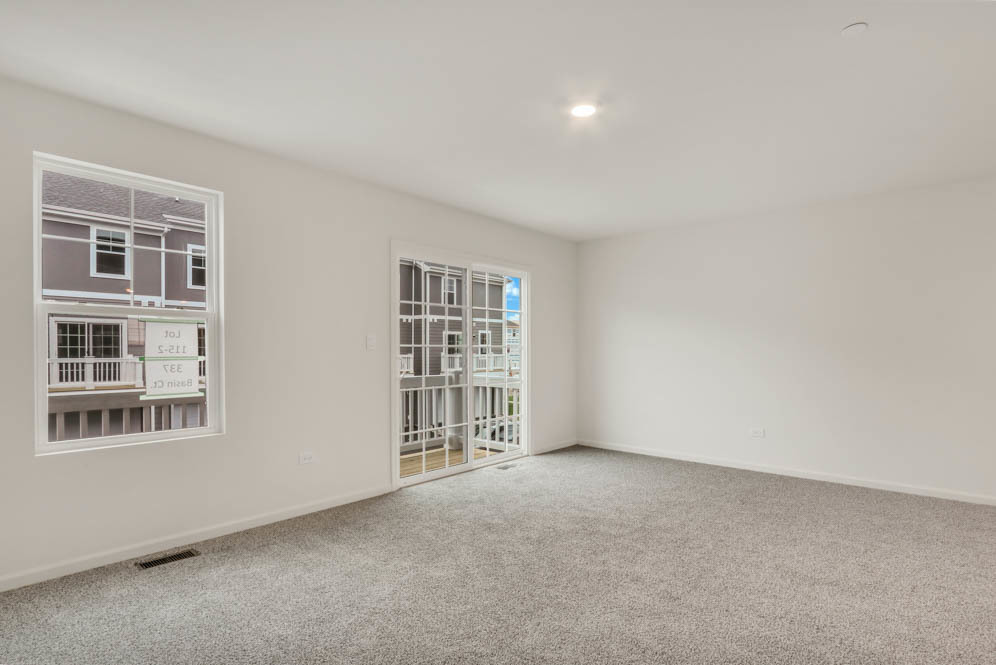 340 Basin Ct Street St. Charles, IL 60174 - Photo 7 of 29 a view of an empty room with a window