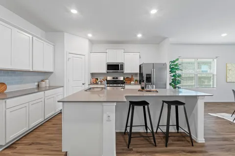 $389,000 | 1705 Woolsey Way, Leander, TX 78641