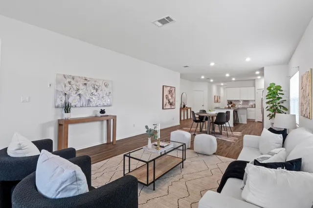 $389,000 | 1705 Woolsey Way, Leander, TX 78641