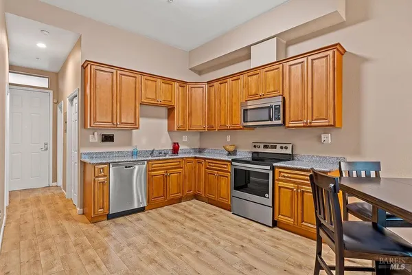 $360,000 | 985 Doubles Drive, Unit 110, Santa Rosa, CA 95407