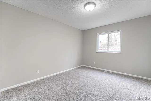 $240,000 | 2305 Starling Airport Road, Arnold, MO 63010