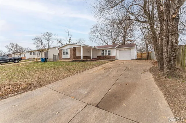 $240,000 | 2305 Starling Airport Road, Arnold, MO 63010