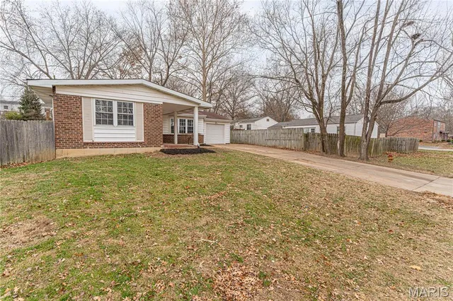 $240,000 | 2305 Starling Airport Road, Arnold, MO 63010