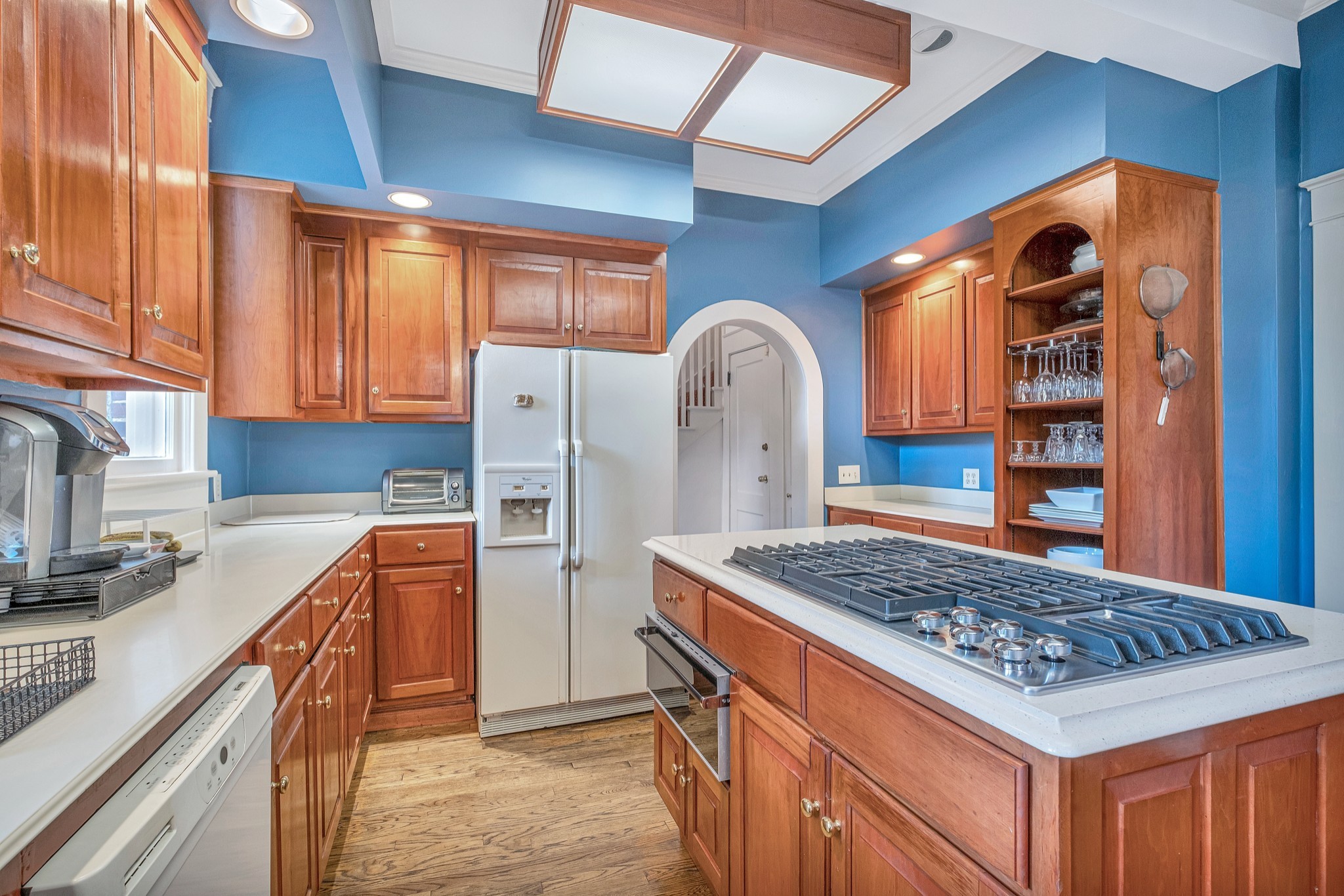 908 West Main Street Franklin, TN 37064 - Photo 29 of 55 a kitchen with stainless steel appliances granite countertop a sink stove and refrigerator