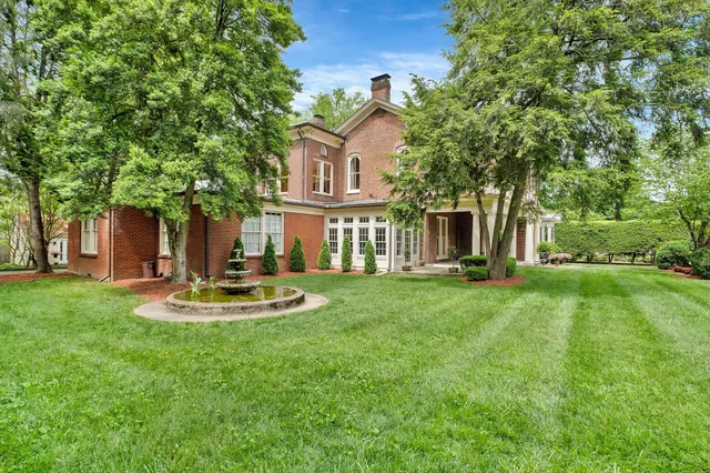 $3,350,000 | 908 West Main Street, Franklin, TN 37064