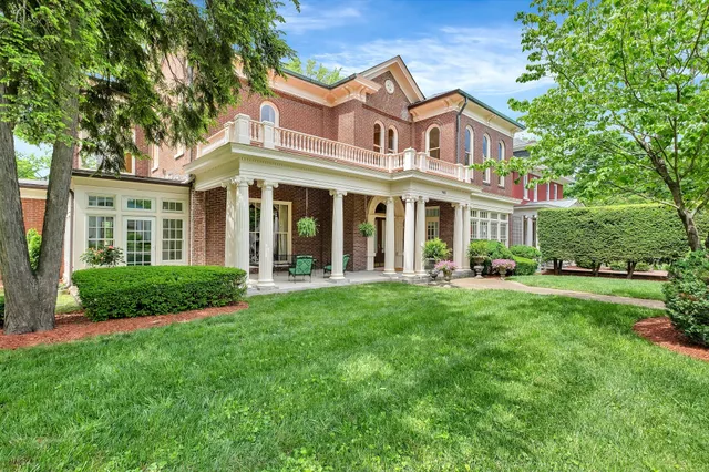 $3,350,000 | 908 West Main Street, Franklin, TN 37064