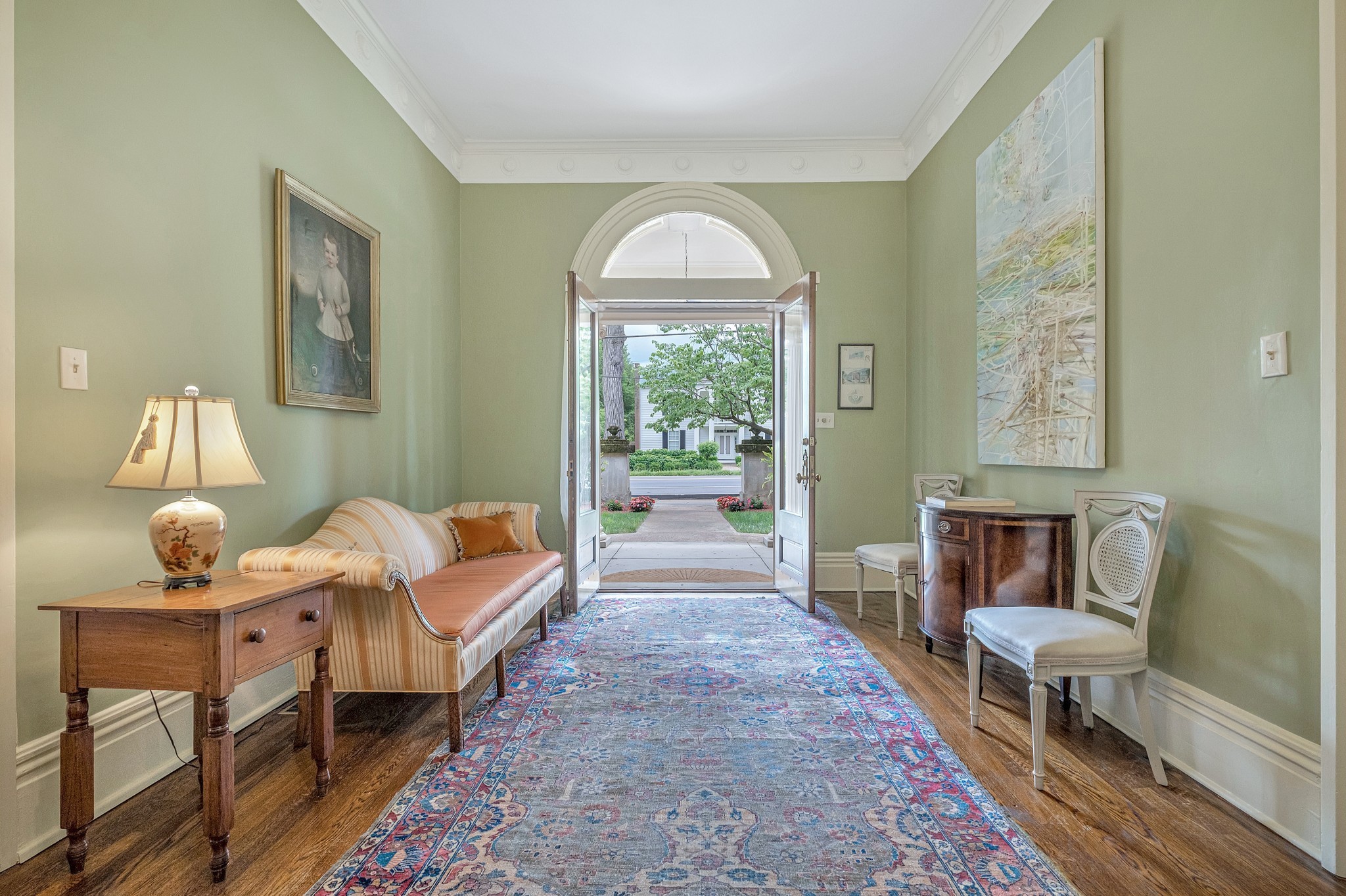 908 West Main Street Franklin, TN 37064 - Photo 8 of 55 a living room with furniture and a large window