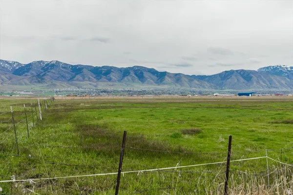$650,000 | 1001 West 4200th Street North, Smithfield, UT 84335
