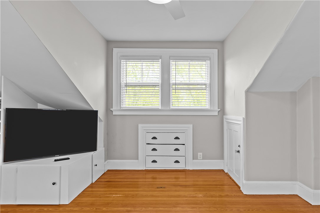 4 Red Cross Avenue, Unit 4 Newport, RI 02840 - Photo 19 of 40