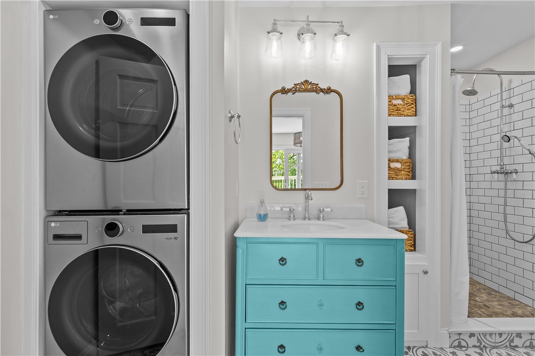 4 Red Cross Avenue, Unit 4 Newport, RI 02840 - Photo 25 of 40