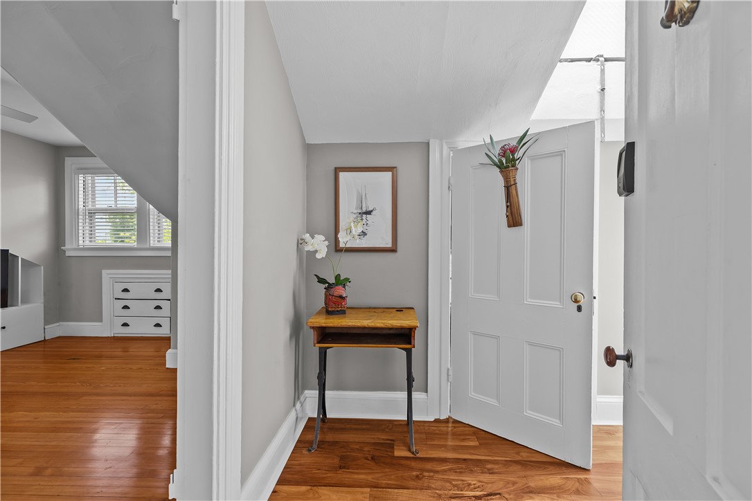 4 Red Cross Avenue, Unit 4 Newport, RI 02840 - Photo 6 of 40