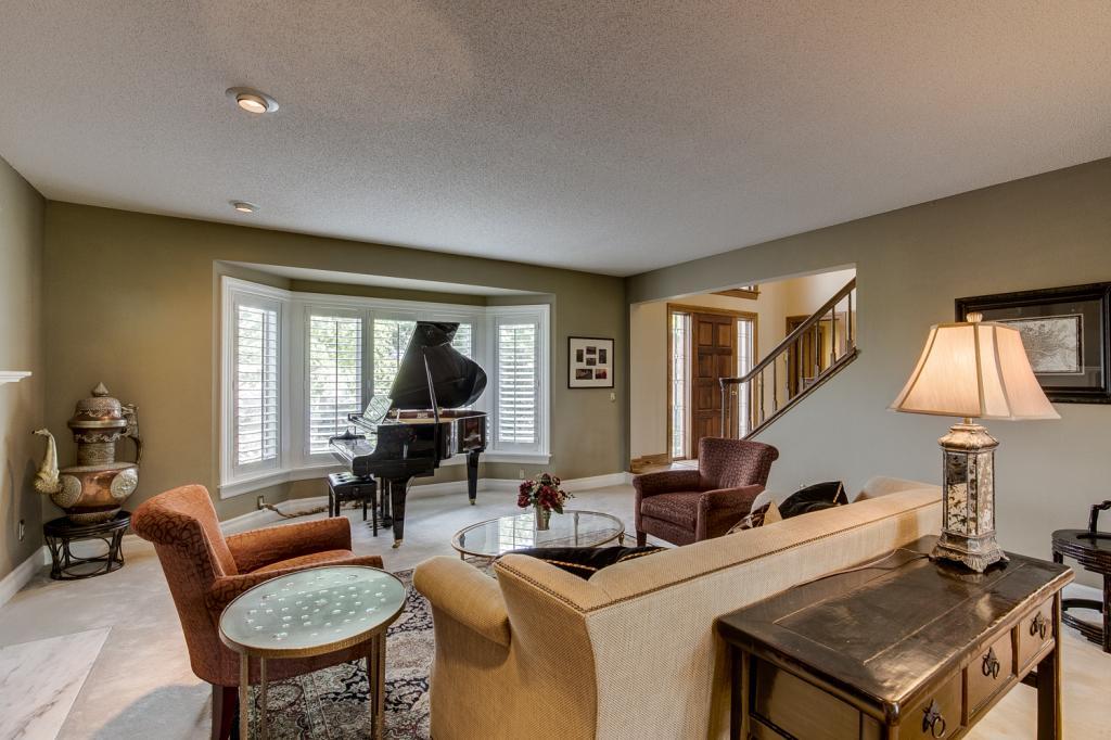 10827 Mt Curve Road Eden Prairie, MN 55347 - Photo 17 of 30