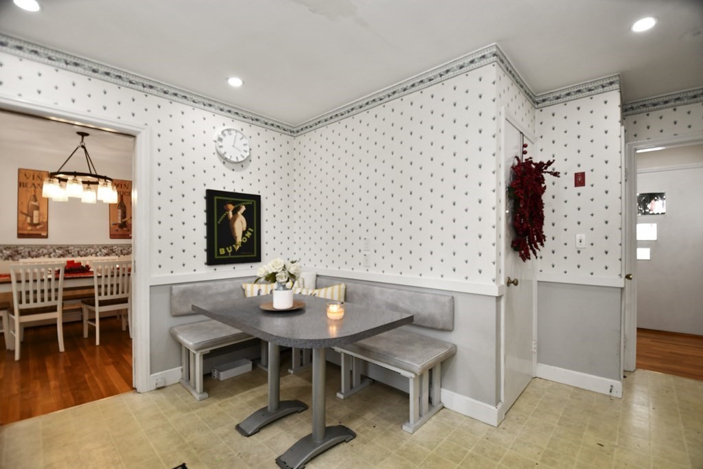 12 Chevy Chase Road Worcester, MA 01606 - Photo 8 of 24 Gallery Image 8