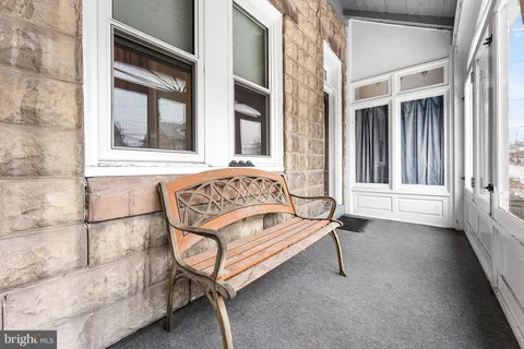 $259,000 | 410 New Street, Spring City, PA 19475