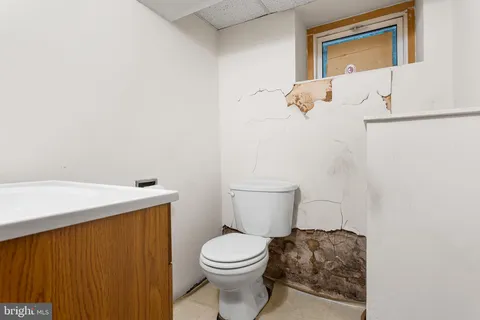 $259,000 | 410 New Street, Spring City, PA 19475