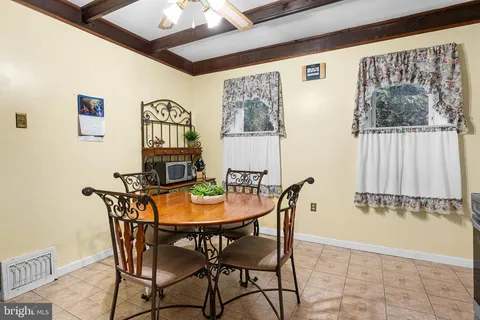 $259,000 | 410 New Street, Spring City, PA 19475