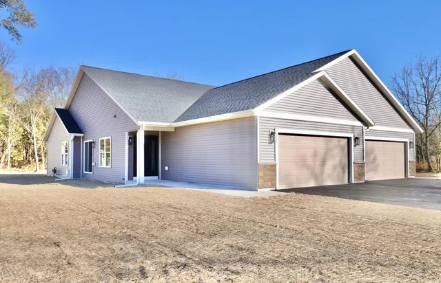 $387,000 | 2243 South Haborn, Beloit, WI 53511