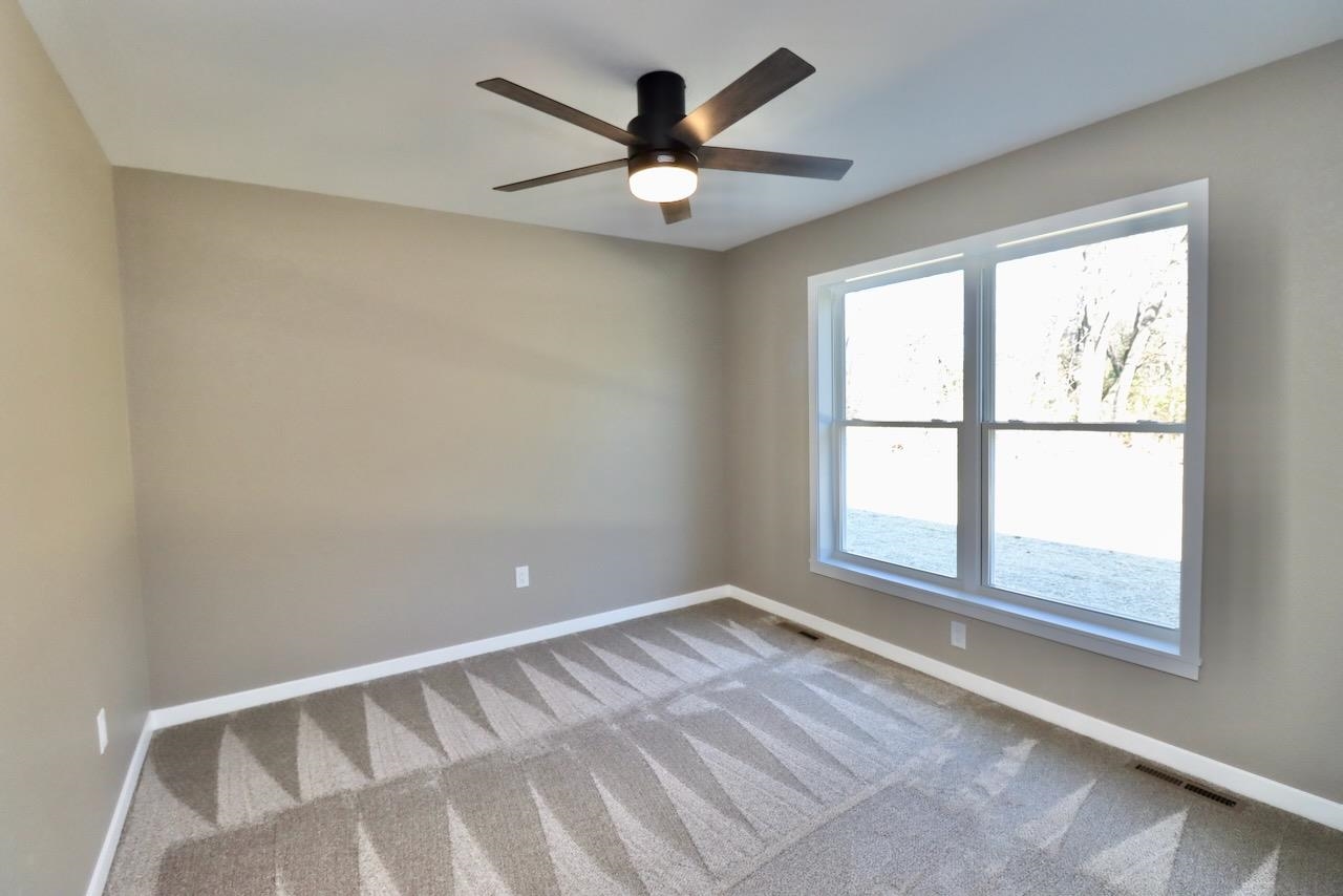 2243 South Haborn Beloit, WI 53511 - Photo 13 of 18