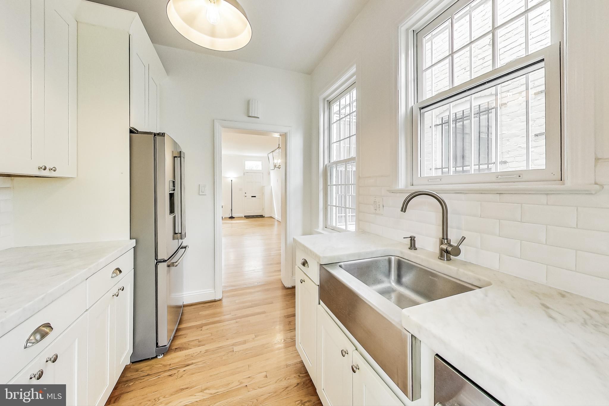 1343 28th Street Northwest Washington, DC 20007 - Photo 5 of 21 Stainless steel appliances