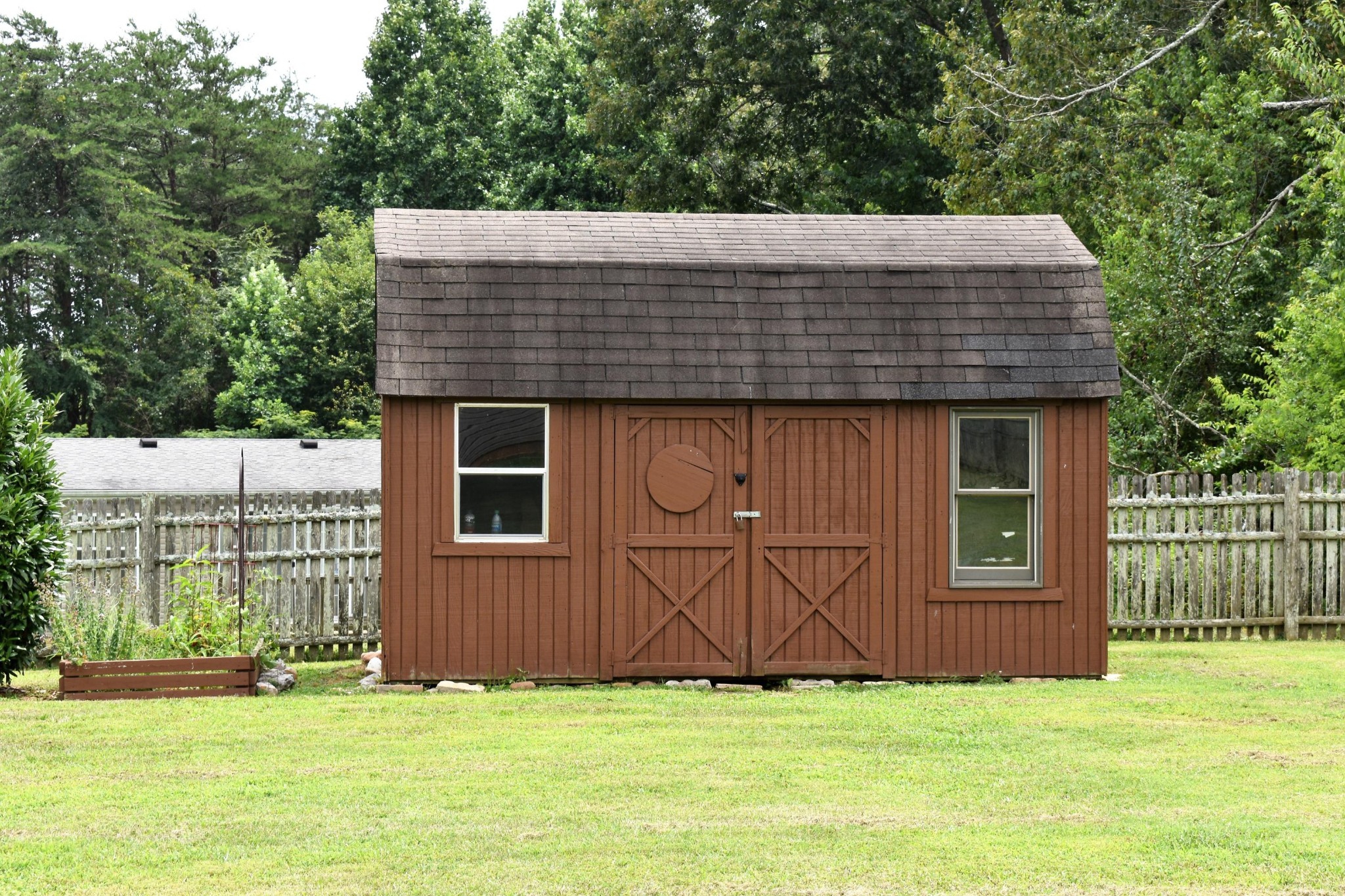 5124 Morganton Road Greenback, TN 37742 - Photo 7 of 23 a view of a house with backyard and garden