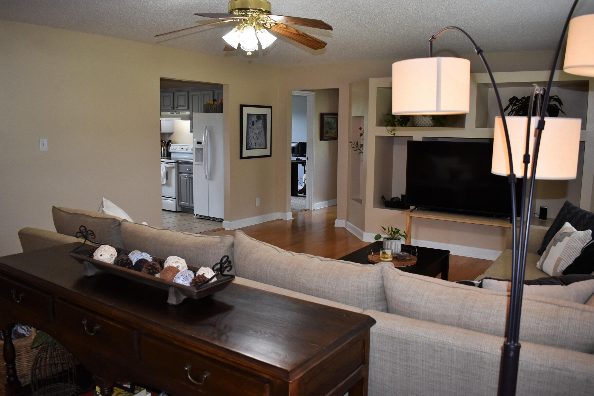 5124 Morganton Road Greenback, TN 37742 - Photo 8 of 23 a living room with furniture fireplace and flat screen tv