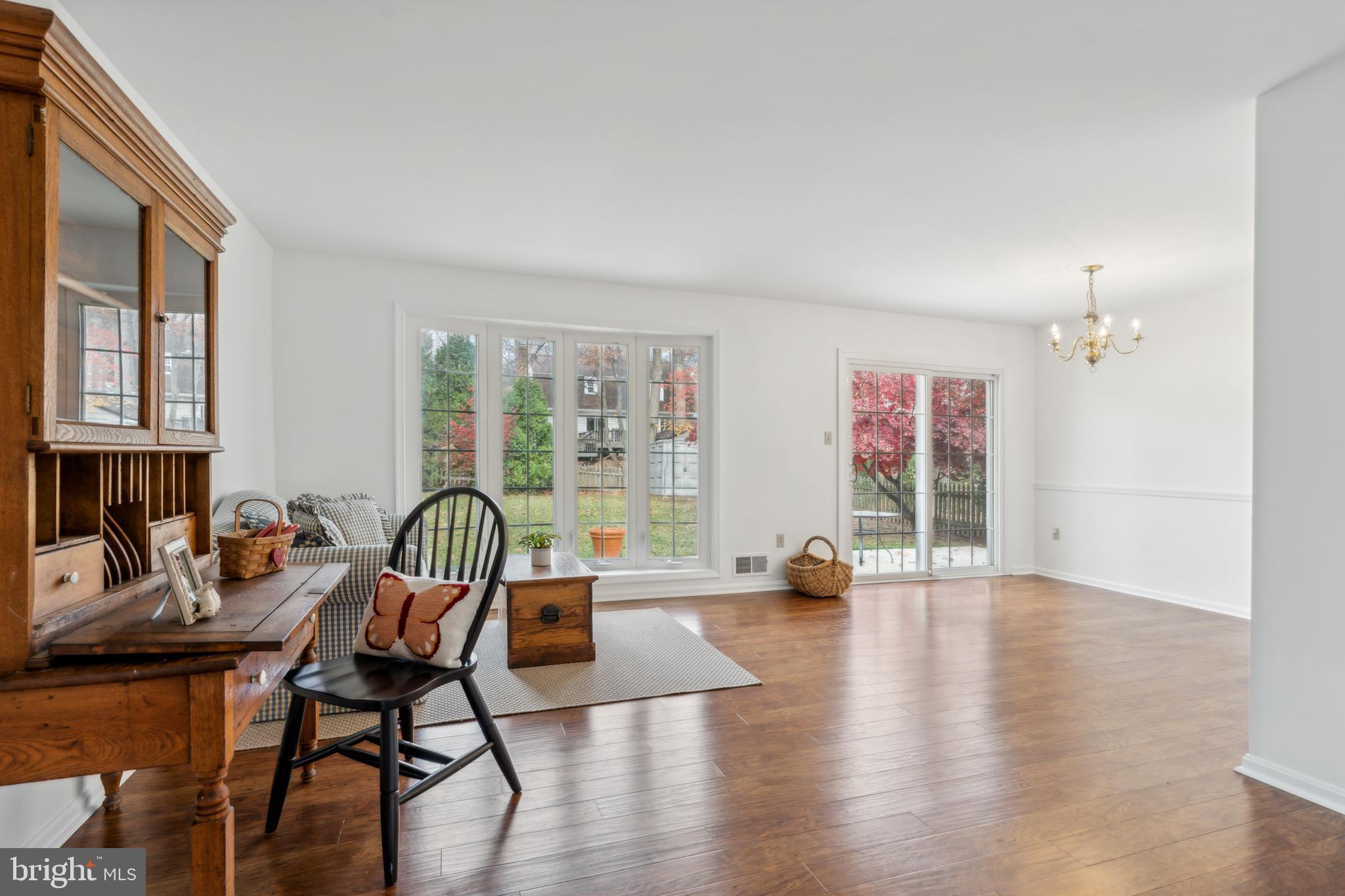 6204 Goodman Road Laurel, MD 20707 - Photo 2 of 11 living/dining rooms
