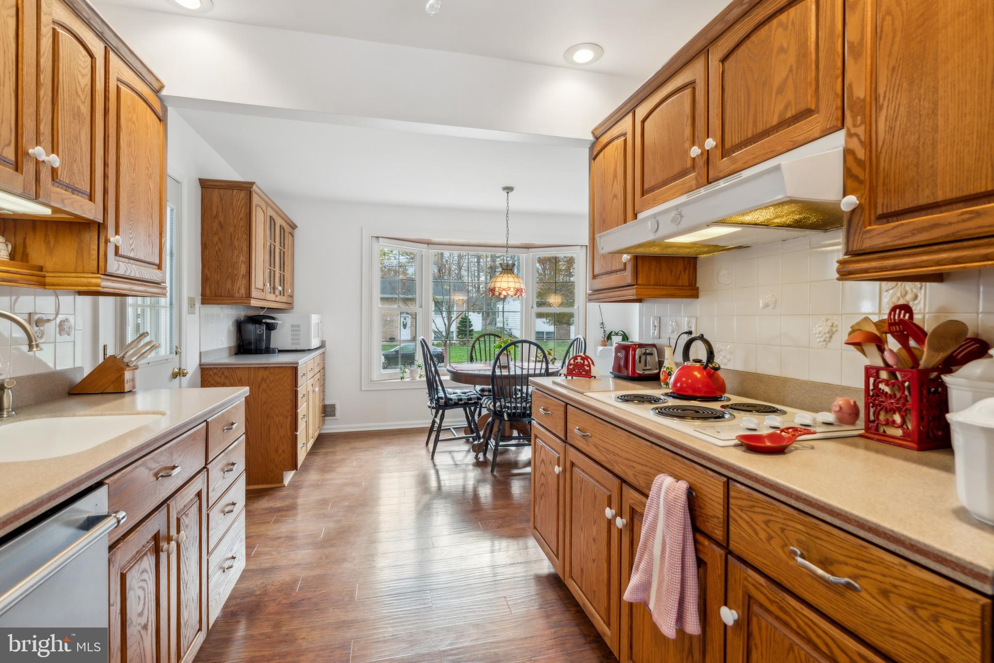 6204 Goodman Road Laurel, MD 20707 - Photo 4 of 11 kitchen