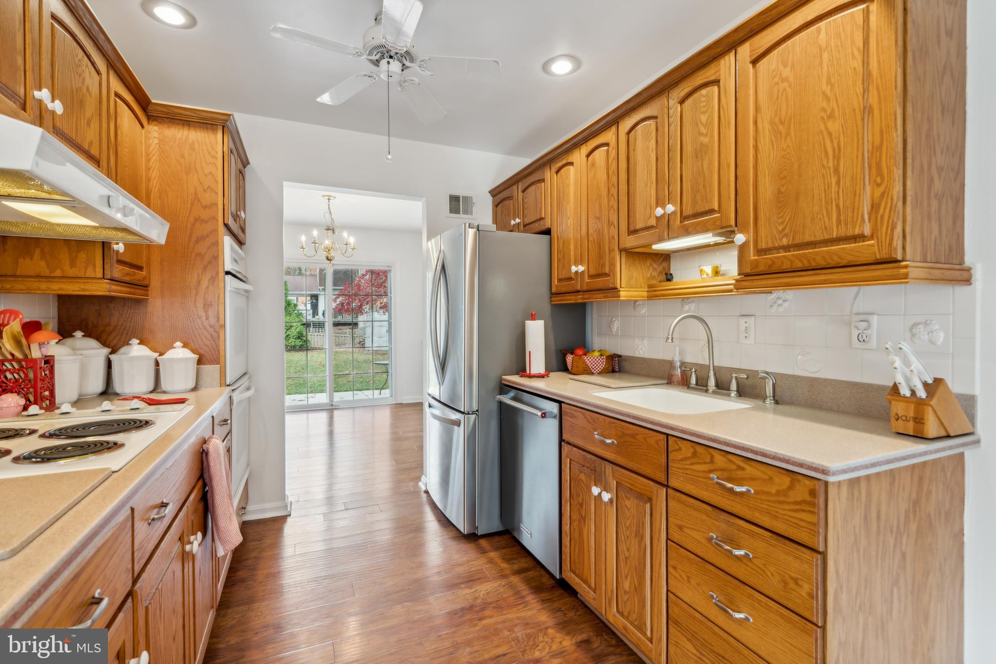 6204 Goodman Road Laurel, MD 20707 - Photo 5 of 11 kitchen