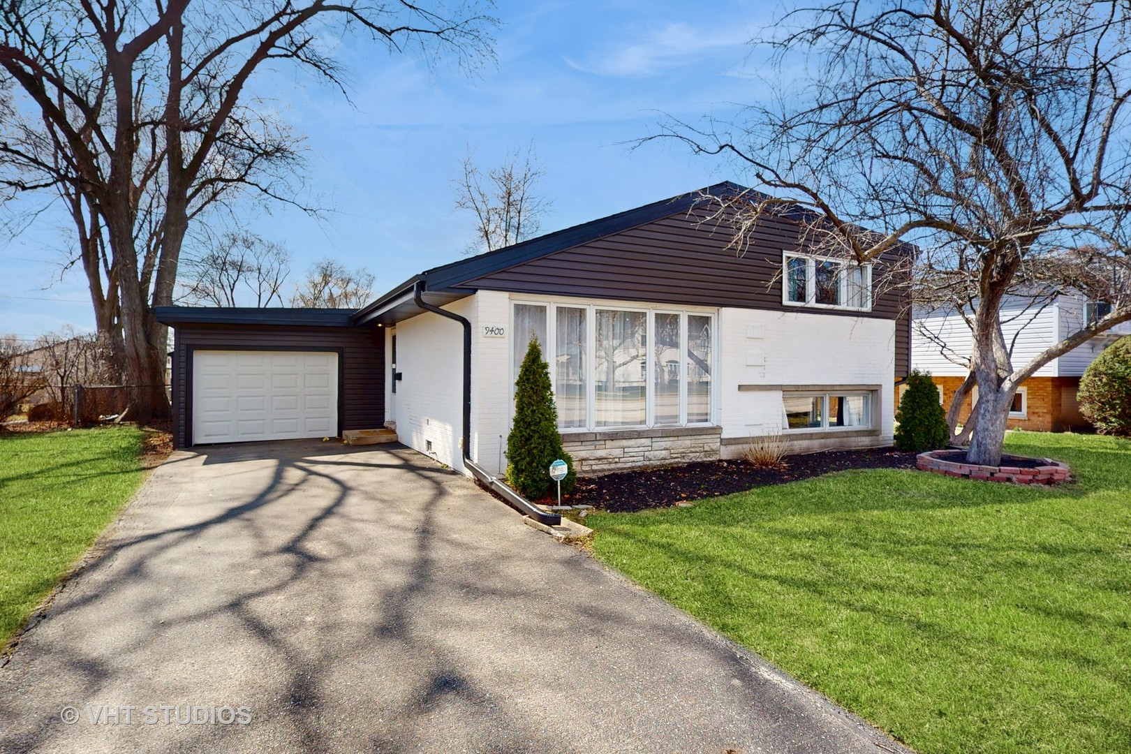 9400 Shermer Road Morton Grove, IL 60053 - Photo 2 of 29