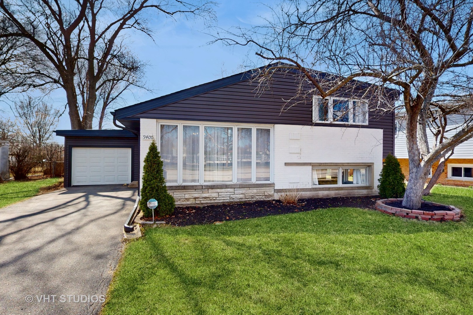 9400 Shermer Road Morton Grove, IL 60053 - Photo 3 of 29