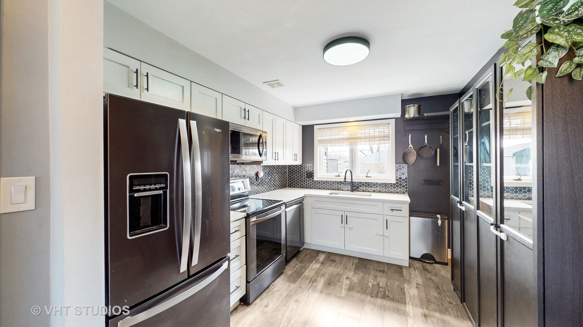 9400 Shermer Road Morton Grove, IL 60053 - Photo 6 of 29