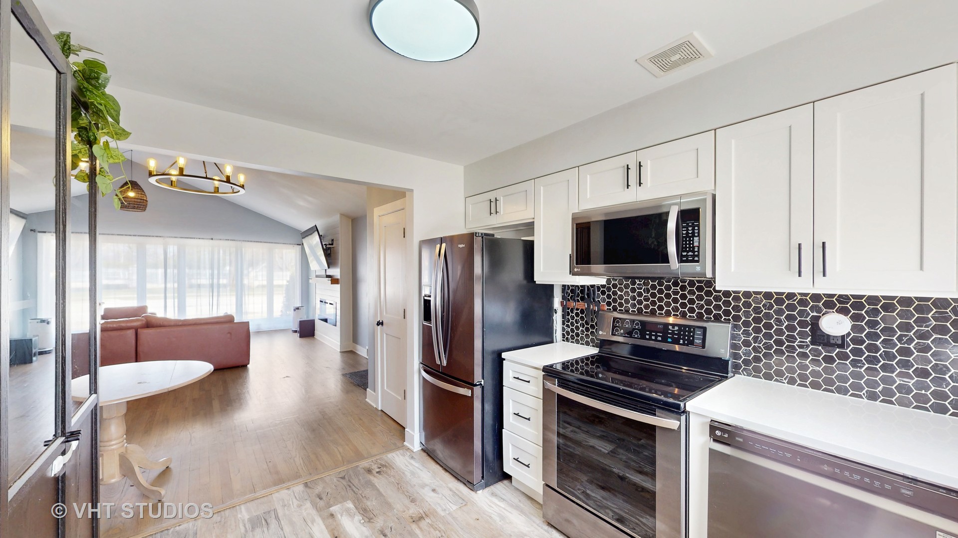 9400 Shermer Road Morton Grove, IL 60053 - Photo 7 of 29