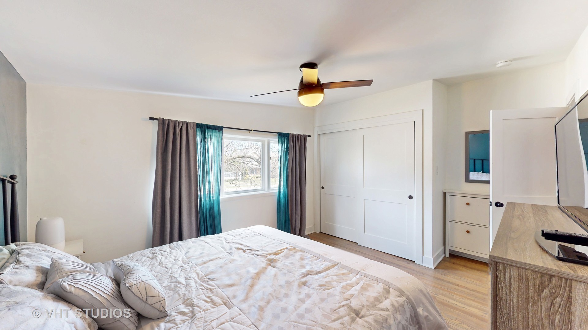 9400 Shermer Road Morton Grove, IL 60053 - Photo 9 of 29