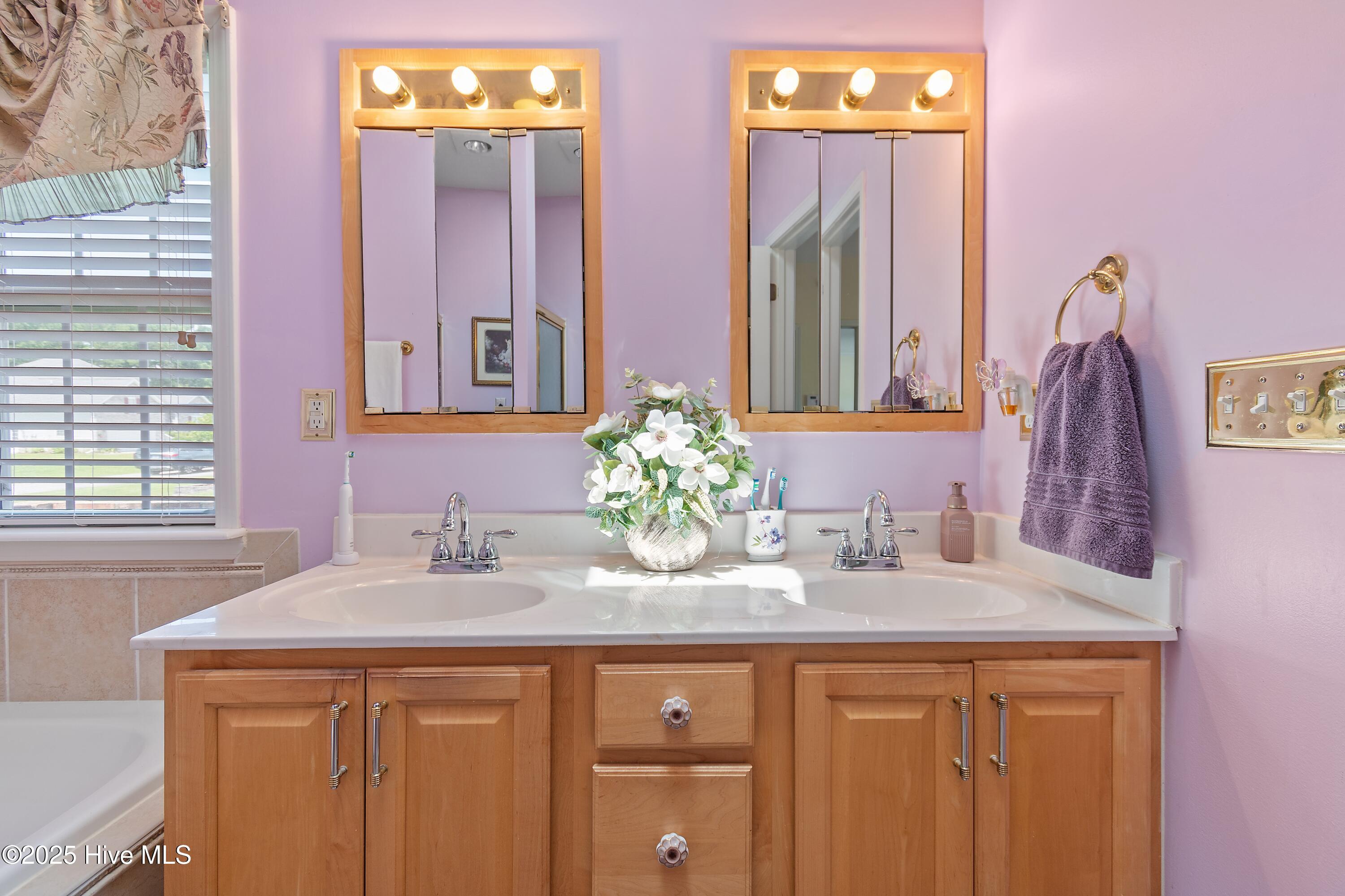 186 Ravennaside Drive Northwest Calabash, NC 28467 - Photo 21 of 51 Double Vanity Sinks