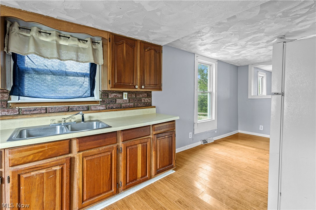 7145 Bloomfield Road Cambridge, OH 43725 - Photo 5 of 14