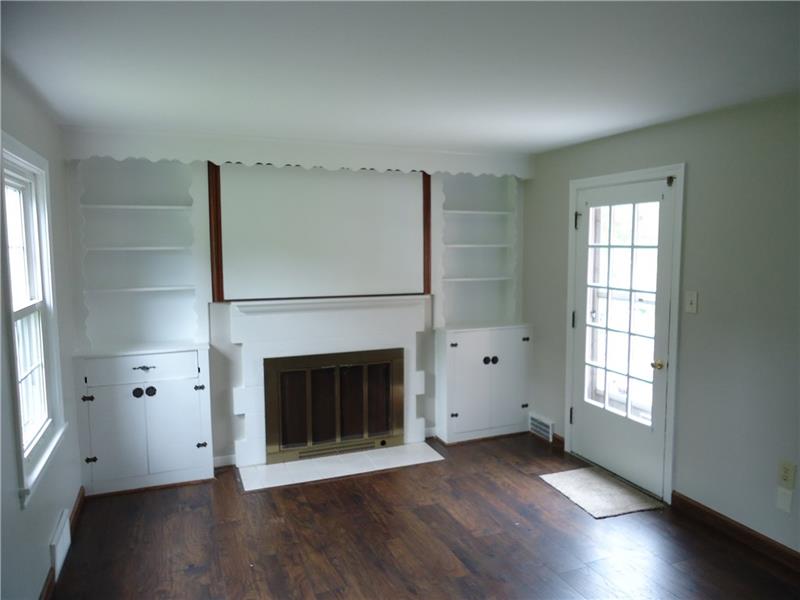 4783 Doyle Road Whitehall, PA 15227 - Photo 8 of 25 Gallery Image 8