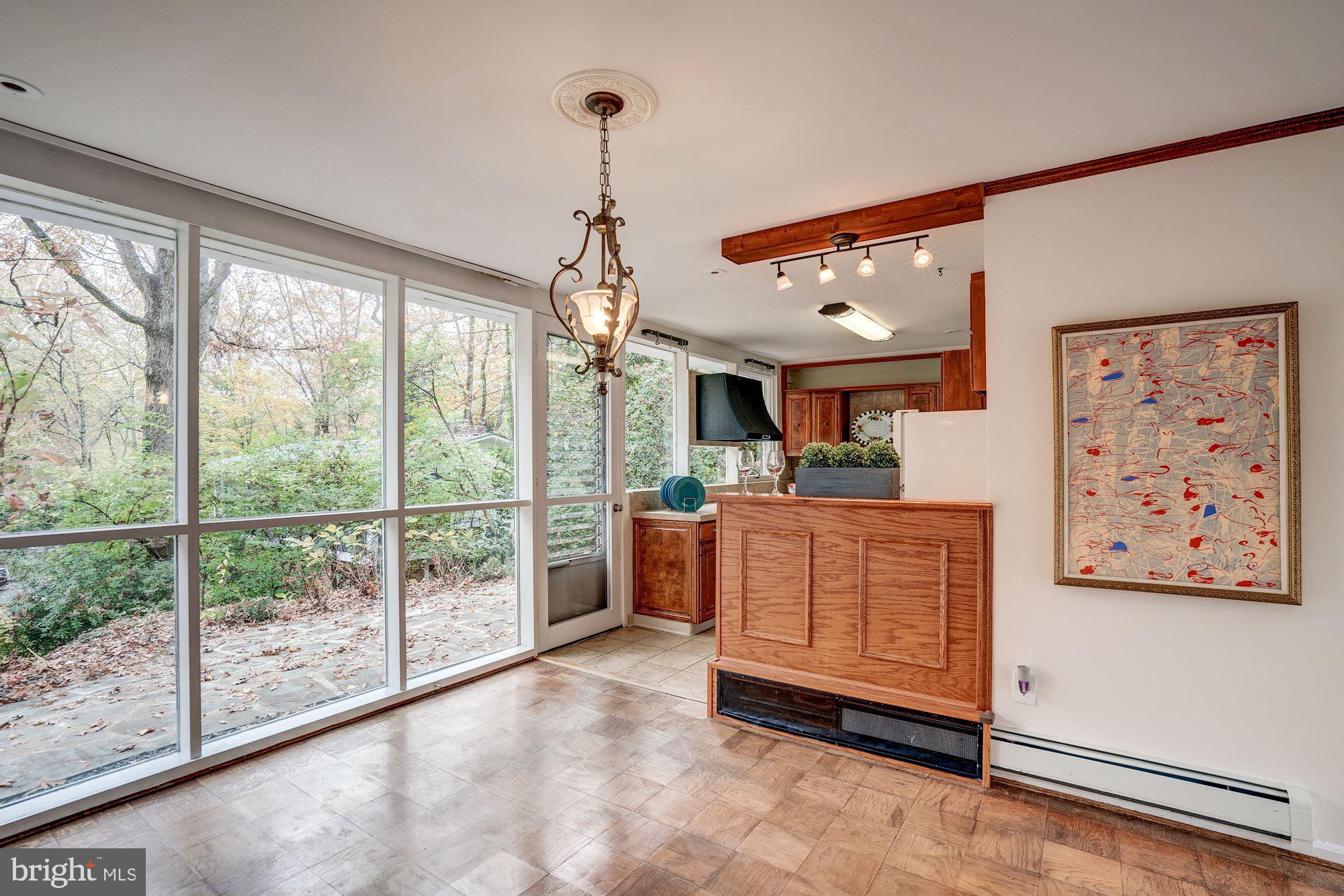 7204 Beechwood Road Alexandria, VA 22307 - Photo 4 of 39