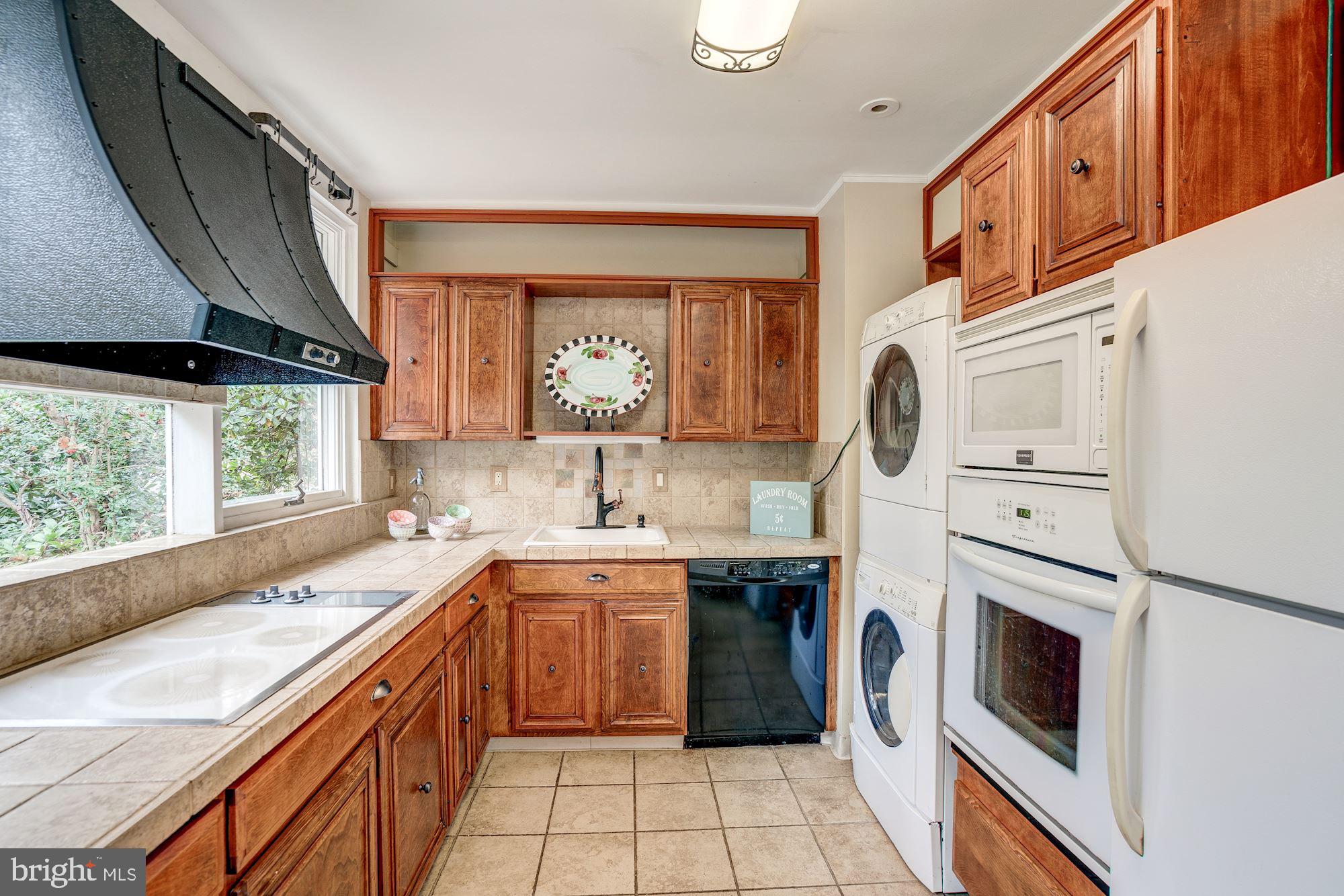 7204 Beechwood Road Alexandria, VA 22307 - Photo 6 of 39