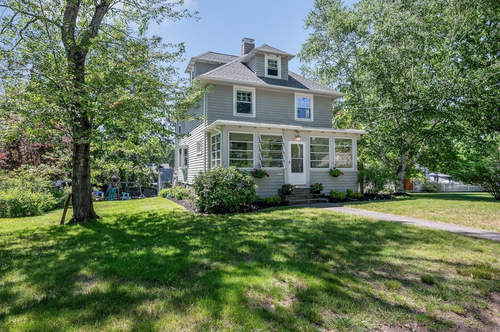 18 Wells Road Reading, MA 01867 - Photo 1 of 41