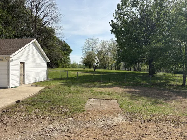 $2,350 | 613 Francis Circle, Mount Juliet, TN 37122