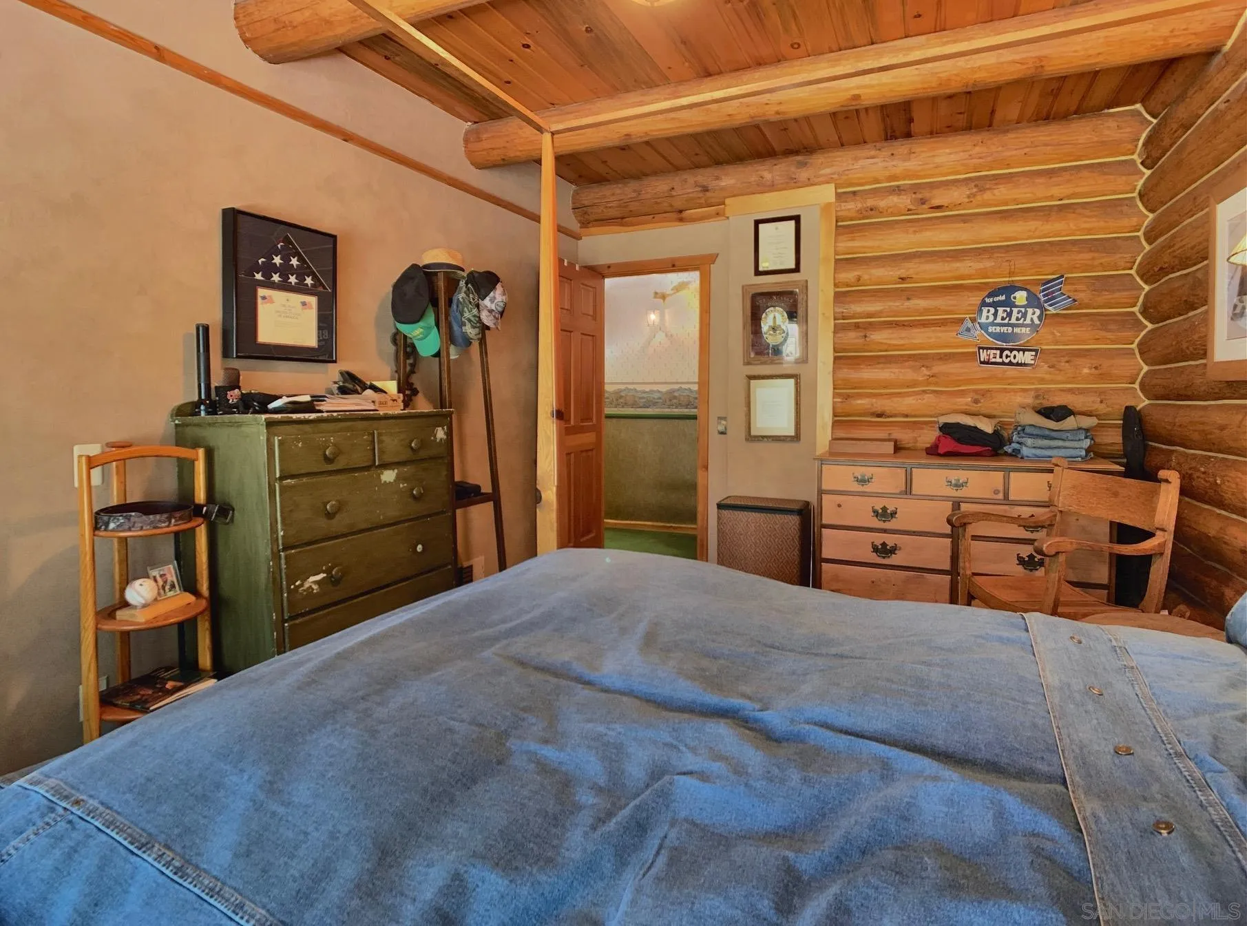 6191 Red Hawk Ridge Alpine, CA 91901 - Photo 24 of 70 a bed room with a bed and a television