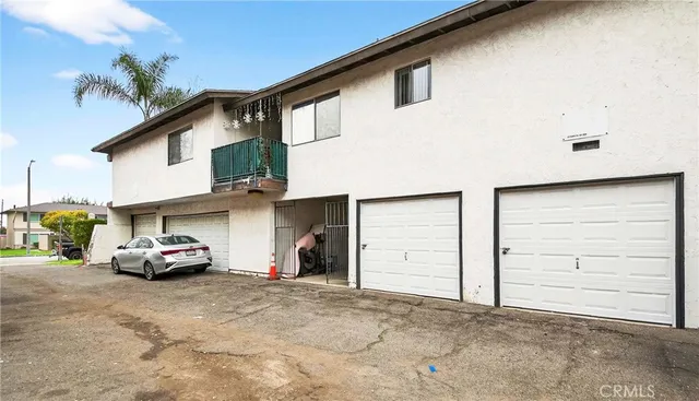 $2,800 | 160 Greentree Lane, La Habra, CA 90631