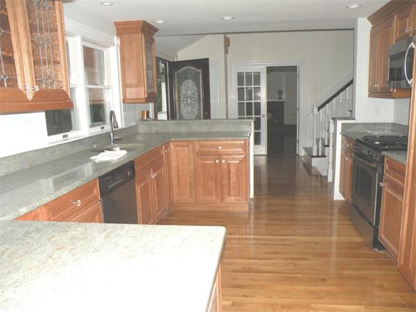 11 Woodcliff Road Canton, MA 02021 - Photo 4 of 9 Gallery Image 4