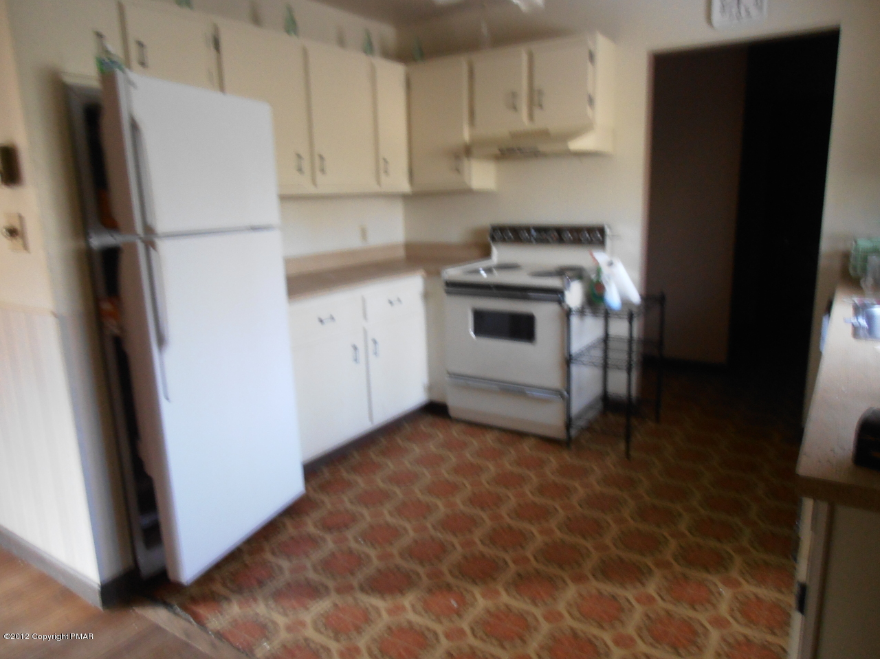 64 Pine Hill Road Mount Pocono, PA 18344 - Photo 5 of 6 kitchen