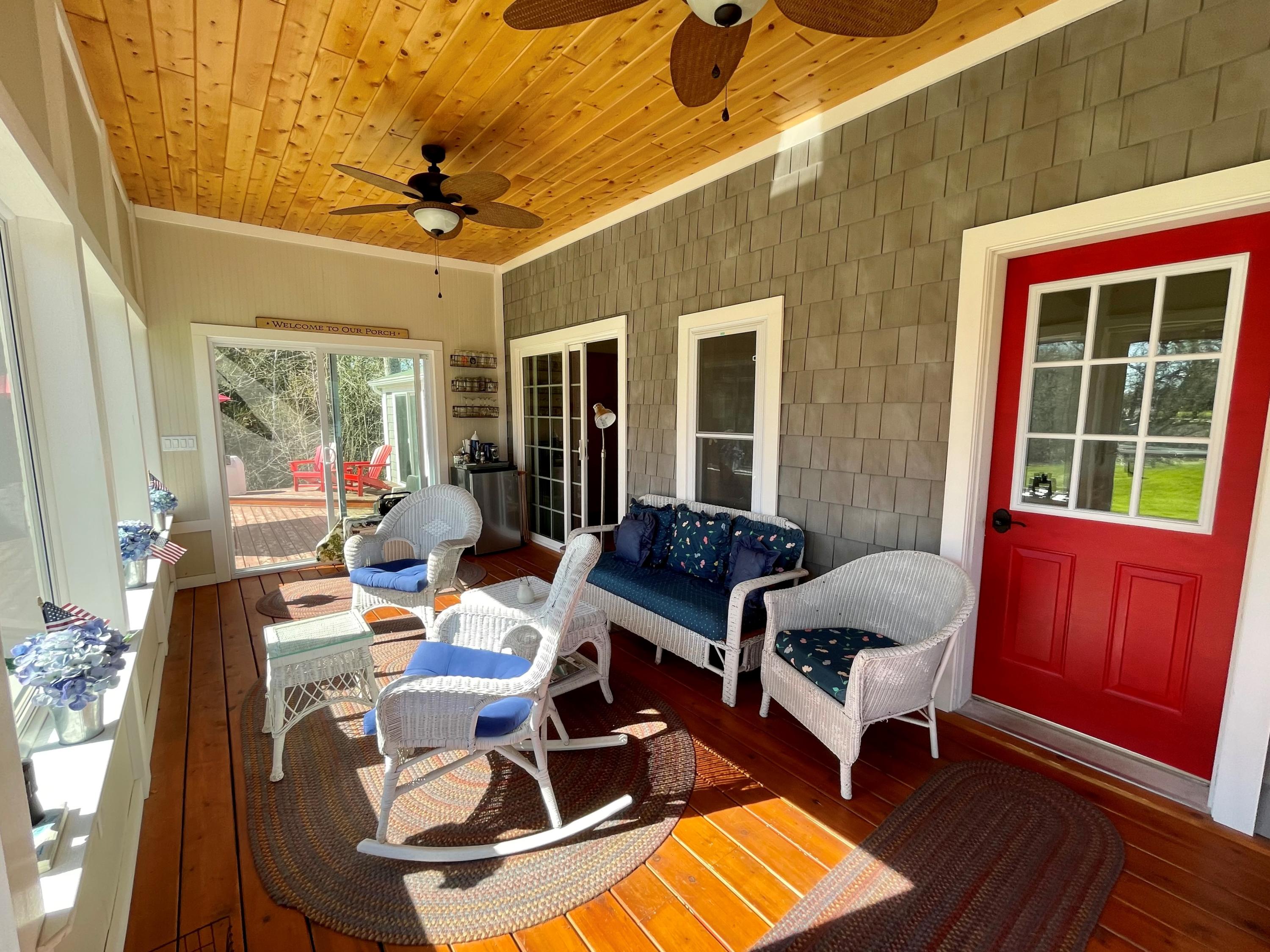 1297 Old Mackinaw Road Cheboygan, MI 49721 - Photo 4 of 23 Gallery Image 4