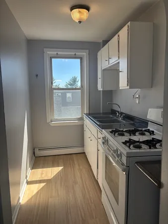 $1,550 | 110 Capital Street, Unit 3, Pawtucket, RI 02860