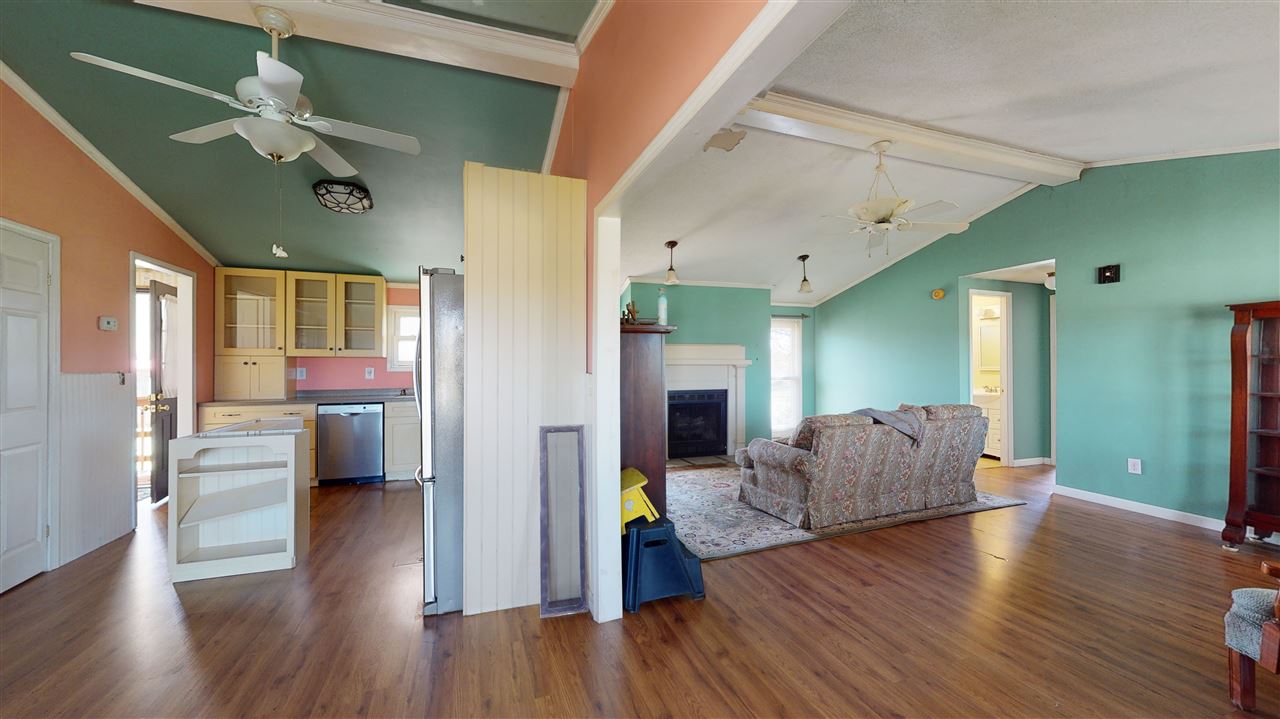618 Green River Road Chesnee, SC 29323 - Photo 3 of 20 Gallery Image 3