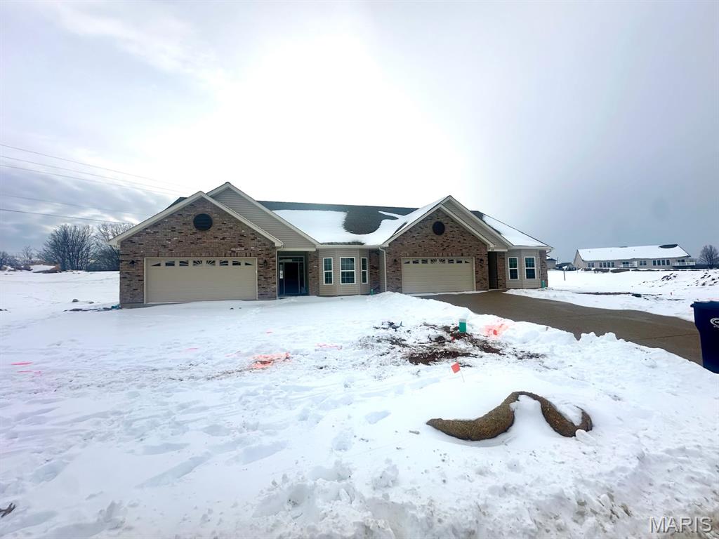 105 Bluffview Drive Troy, MO 63379 - Photo 2 of 3